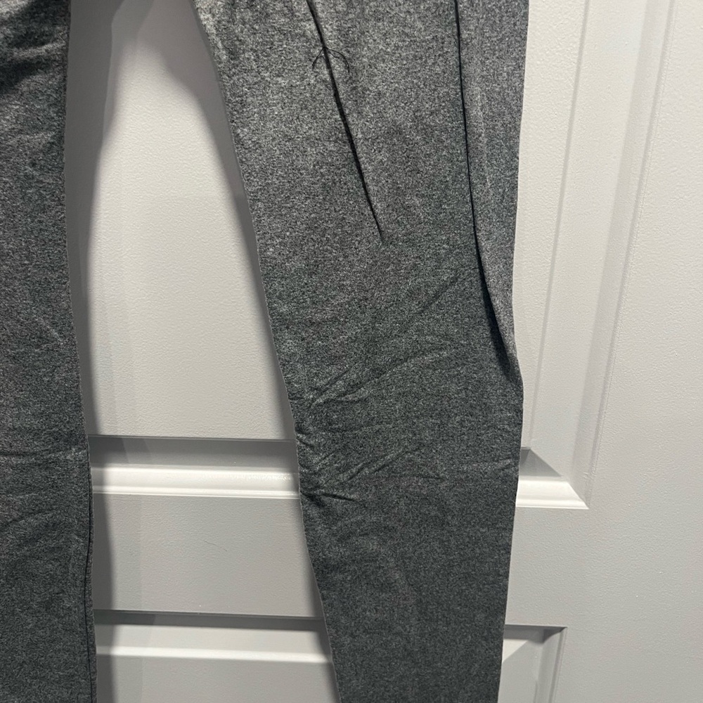 Lucky Brand Women's Fleece Leggings - Size Medium - Picture 9 of 11